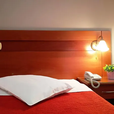 Vienna Hotel-3