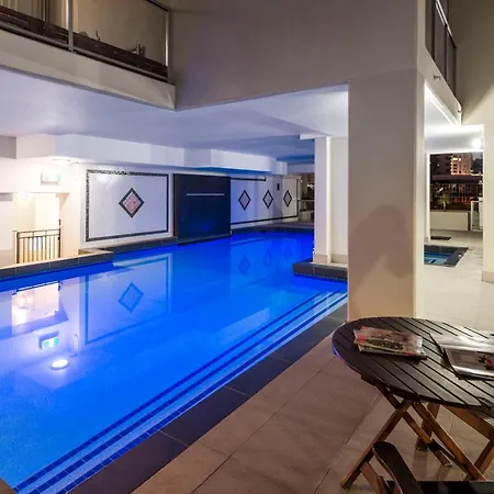 Oaks Brisbane Lexicon Suites-3