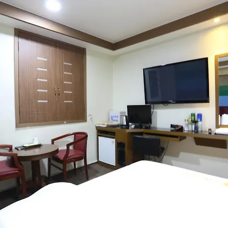 City Park Hotel-2