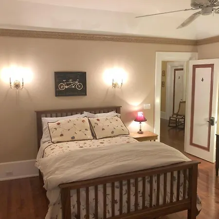 The Parsonage Inn B&B-2
