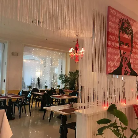 Red South Beach Hotel-3