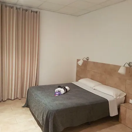 Hostal Martinval-3