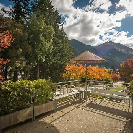 Coronation Lodge-2