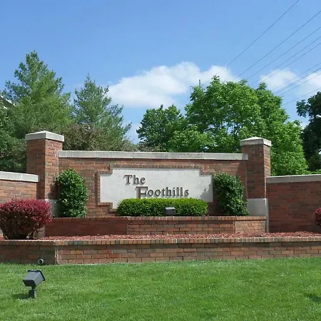 Luxury Condos At Thousand Hills - Heart Of Branson - Beautifully Remodeled - Spacious And Affordable-2