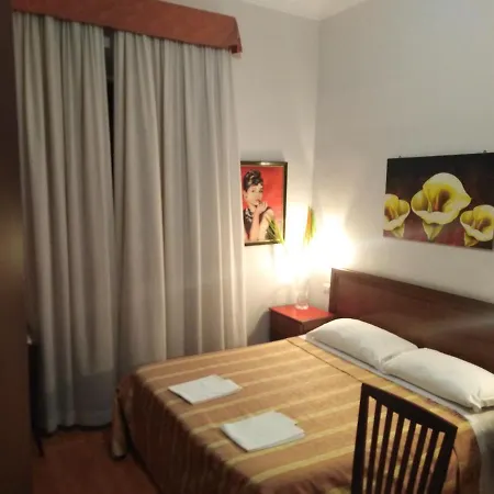 Hotel Gloria-3