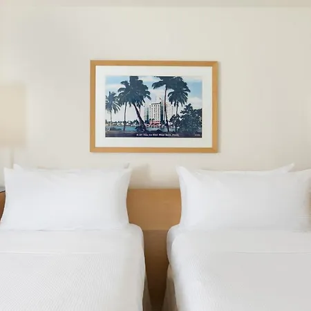 South Seas Hotel-3