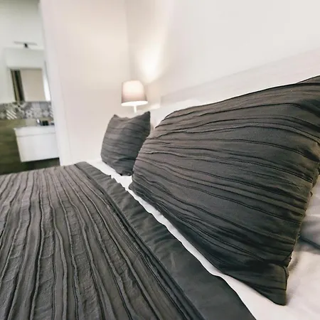 Angolo Di Roma Guest House-2