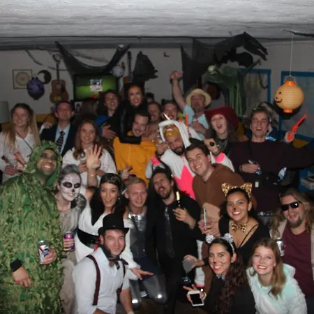Kelowna International Hostel-2