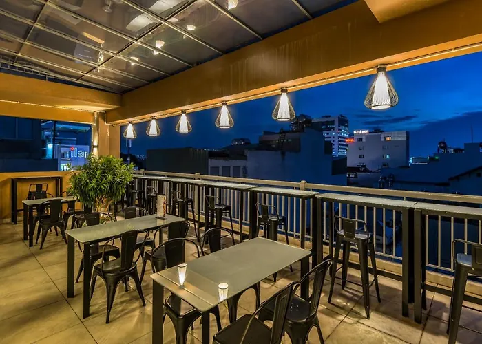 Cherry Hotel And Apartment Ho Chi Minh City