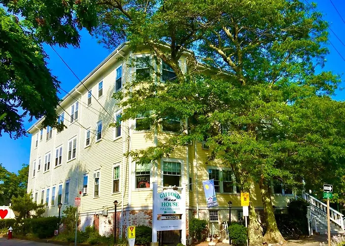 Gifford House Hotel Provincetown