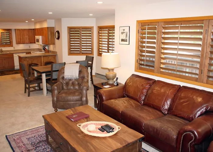 Woods Manor #302-A - Close To Main Street - Access To Indoor Hot Tub And Shuttle Breckenridge