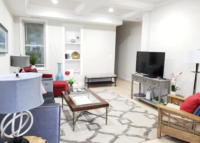 Spacious & Bright Home In Bloomingdale/ Truxton Dc Washington