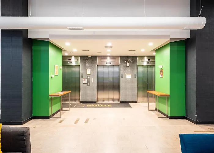 Mint House Detroit - Times Square Aparthotel