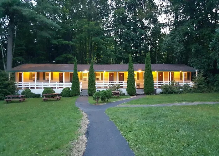 Adirondack Oasis Motel Lake George