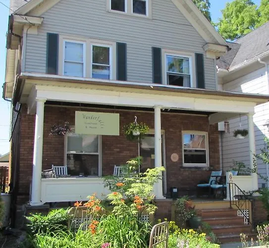 Wanderfalls Guesthouse & Hostel Niagara Falls