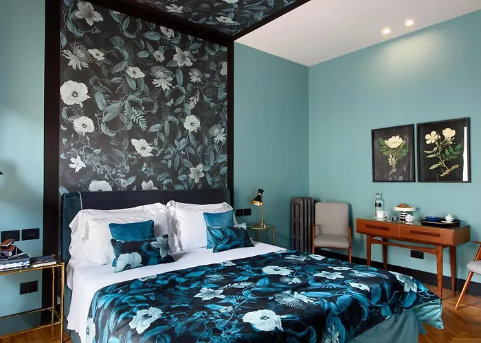 Velona'S Jungle Luxury Suites Florence