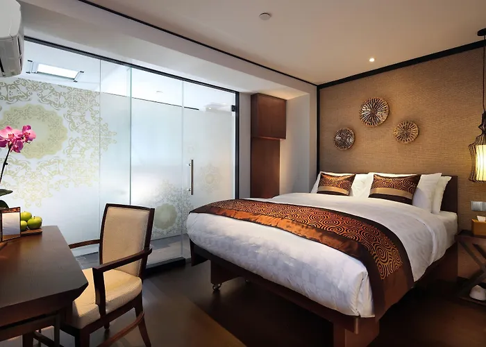 Hotel Clover 33 Jalan Sultan Singapore