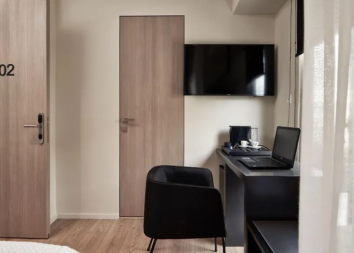 Urban Frame Plaka Hotel Athens