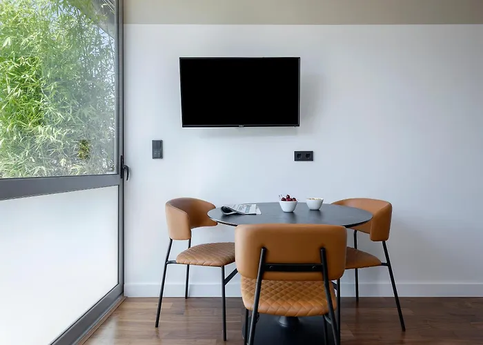 The Athenians Art Apartments