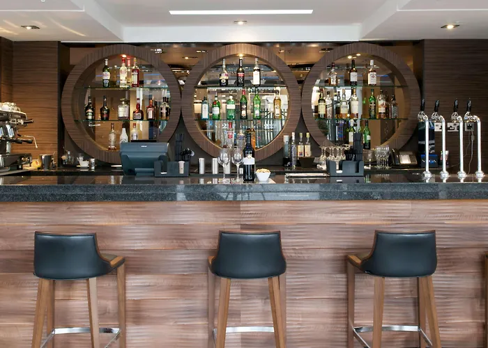 Doubletree By Hilton London Victoria Hotel