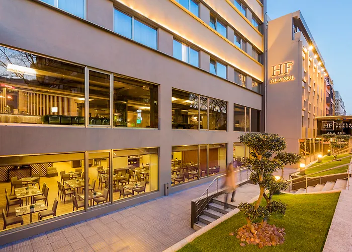 Hf Tuela Porto Hotel