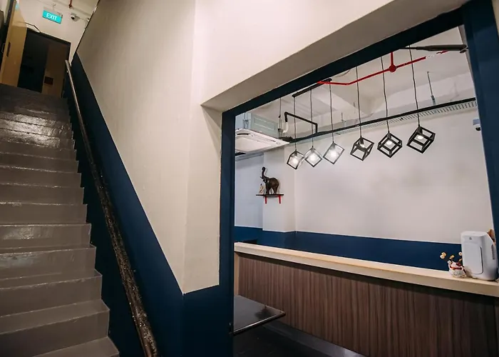 Bluewaters Pods 38 Hongkong St Hostel Singapore