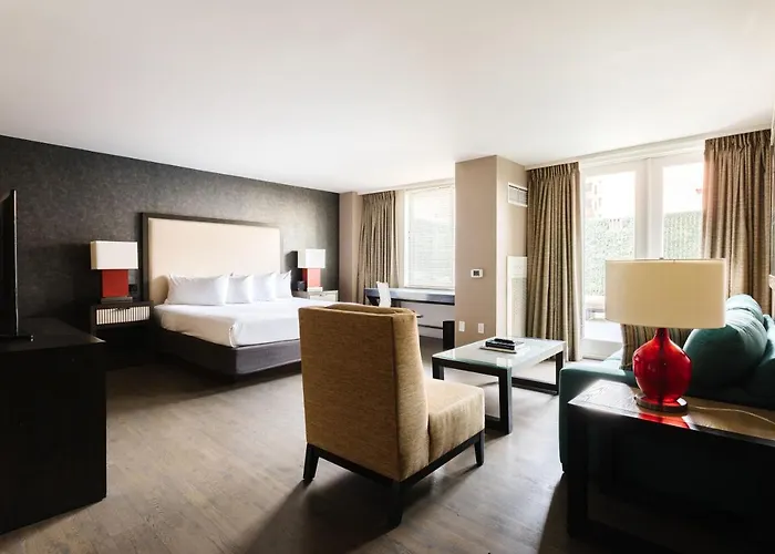 2500 Penn, A Placemakr Experience Washington