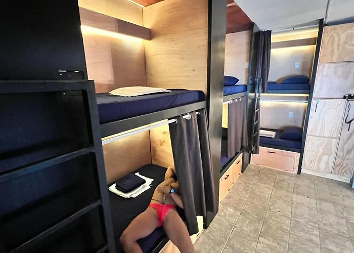 Jet'S Gay Youth Hostel Puerto Vallarta