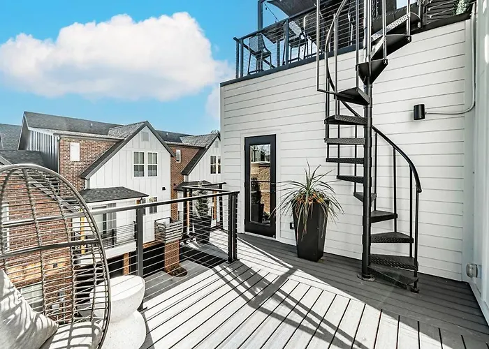 The Rooftop Terrace On The Square Bentonville