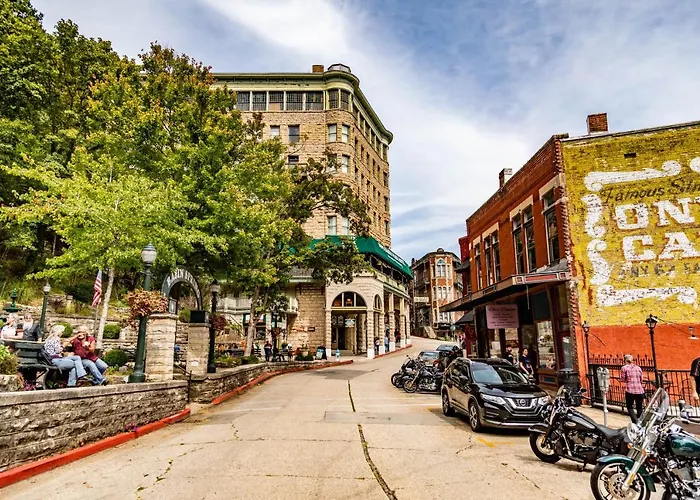 1905 Basin Park Hotel Eureka Springs