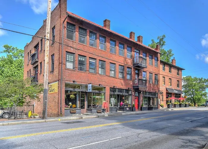 Historic King James Unit 10 Asheville
