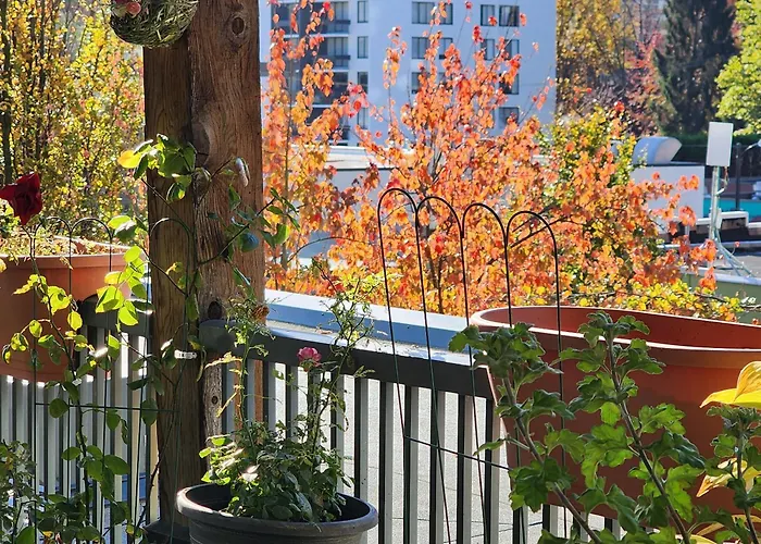 Times Square Suites Hotel Vancouver