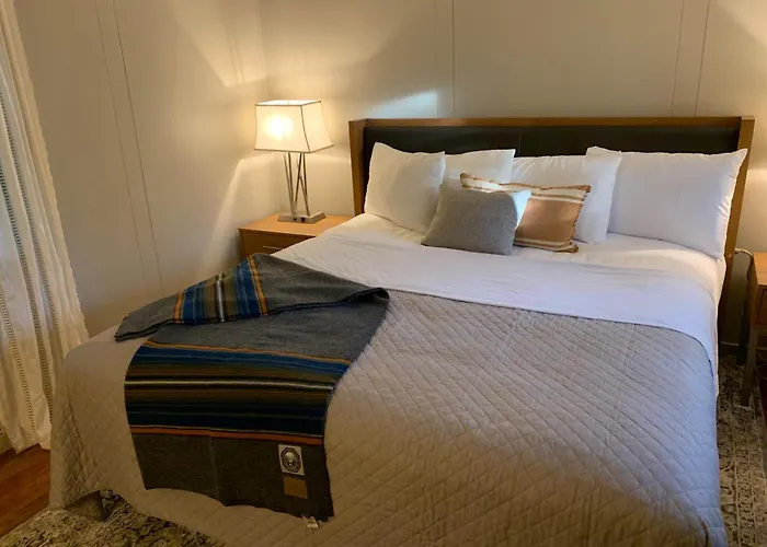 Loblolly Pines Adventure Cabin 4 King Eureka Springs