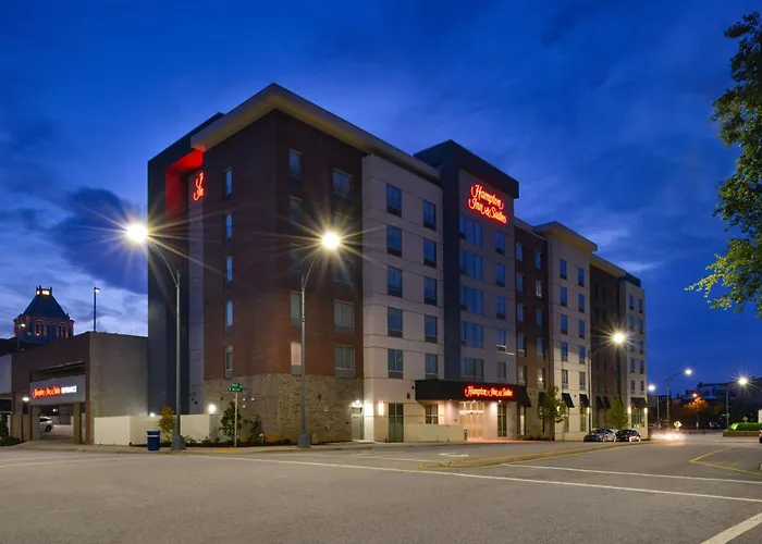 Hampton Inn & Suites Greensboro Downtown, Nc