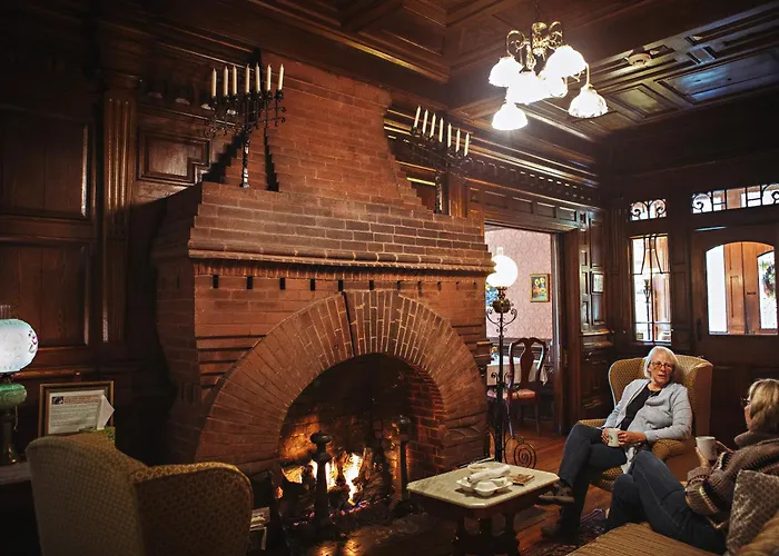 Cedar Crest Inn Asheville