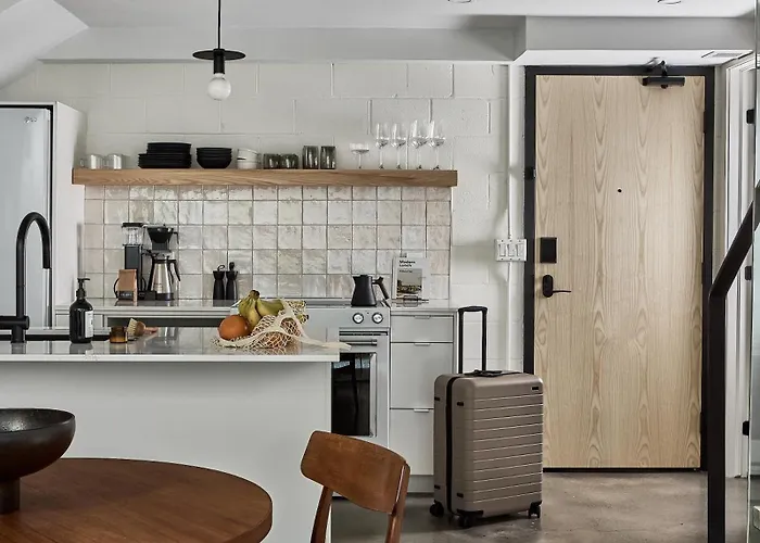 The Smith Hotel Kingston