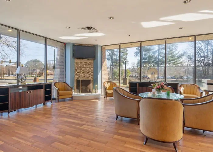 Williamsburg Suites