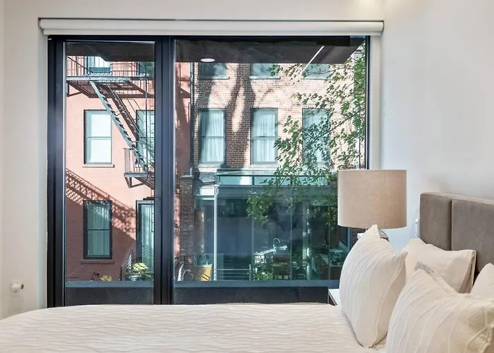 Luxurious Soho Apartment~ 2 Bedroom 2 Bathroom New York