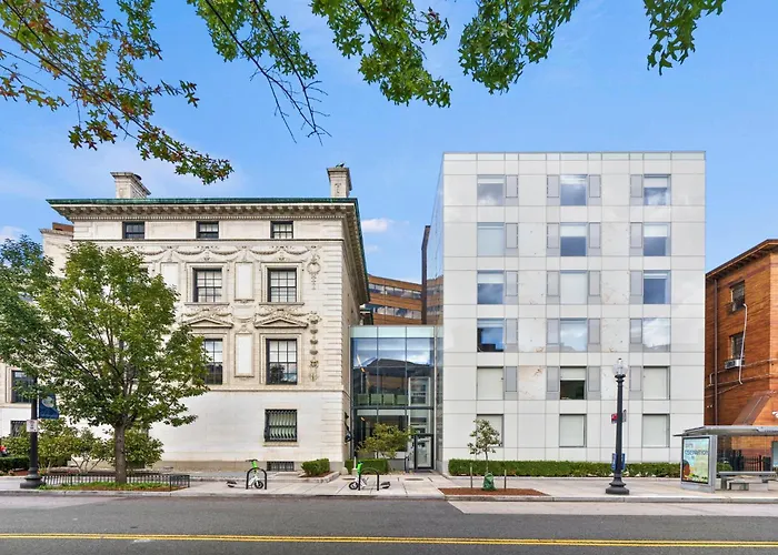 Placemakr Dupont Circle Washington