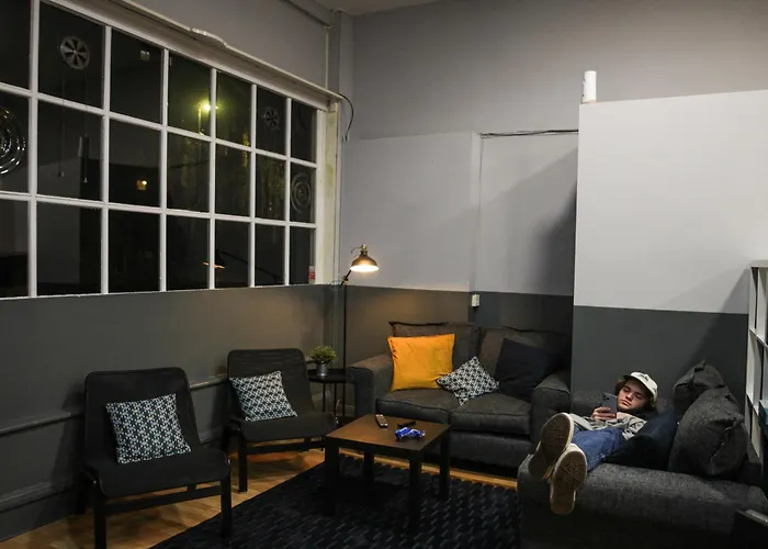 Onefam Waterloo 18-36 Years Old Hostel London