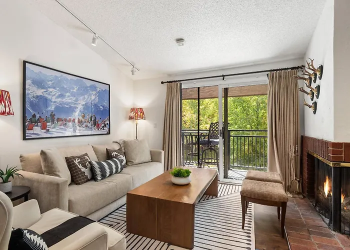 700 Monarch 301 Villa Aspen