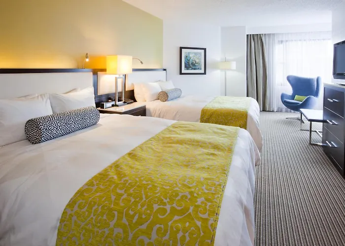 The Hollis Halifax - A Doubletree Suites By Hilton