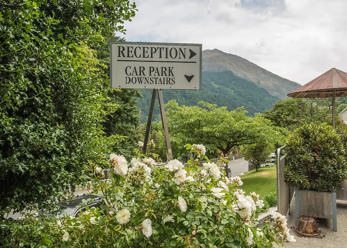 Coronation Lodge Queenstown