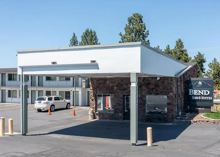 Bend Inn & Suites