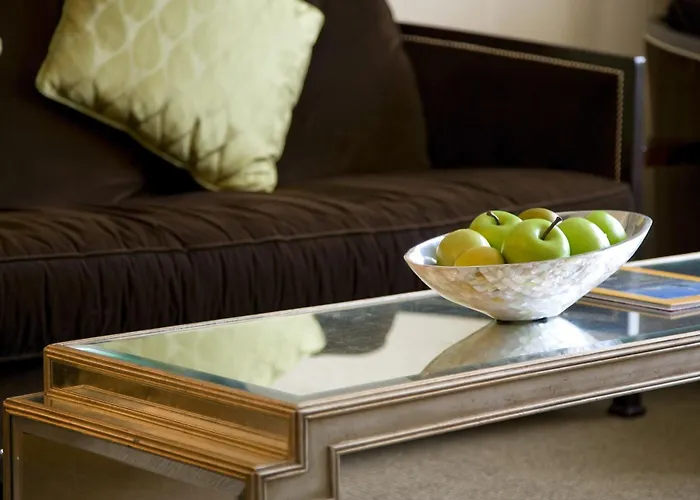 The Paramount Hotel Portland