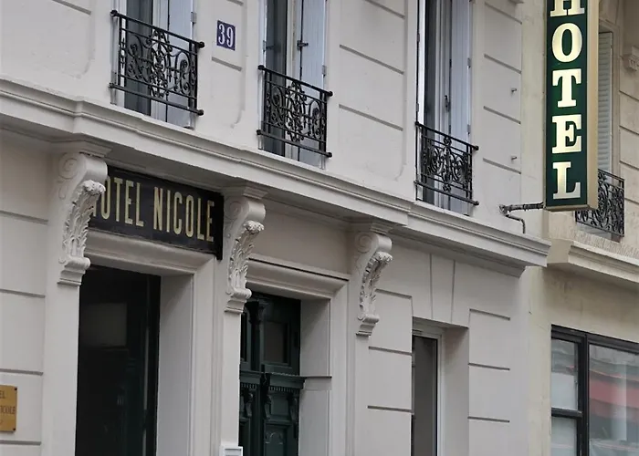 Hotel Pierre Nicole Paris
