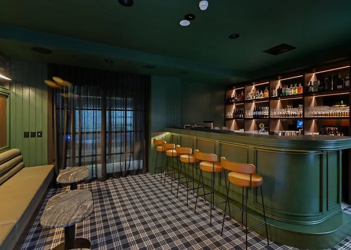 Abstract Hotel Auckland