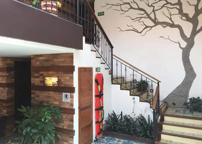 The Cranky Croc Hostel Bogota