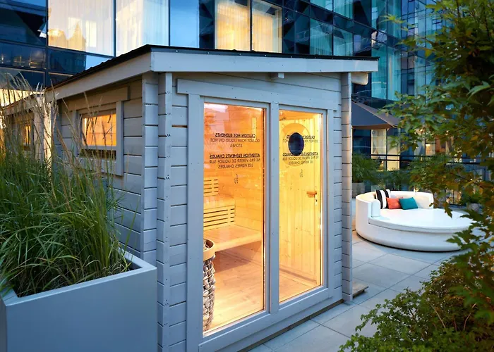 Humaniti Hotel Montreal, Autograph Collection