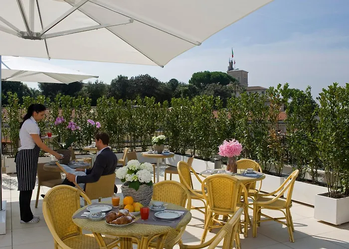 Hotel De Petris Rome
